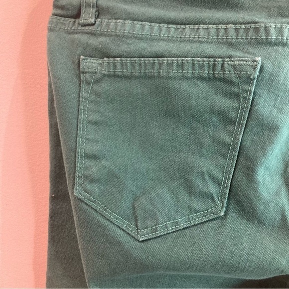 JUDY BLUE Sz 9 Hunter Green Mid Rise Slim Leg Skinny  Jeans New with Tag - Picture 5 of 11